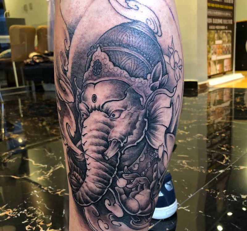 ^_^^_^纹身图片_传统腿部纹身图案