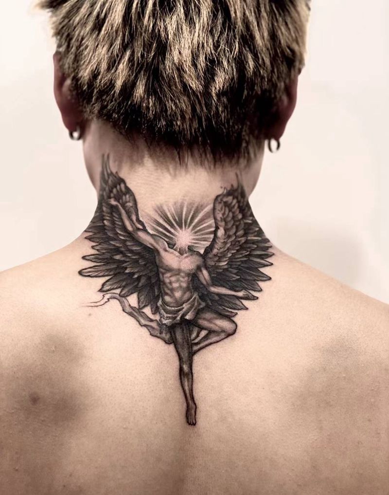 脖子纹身图片_颈部纹身图案