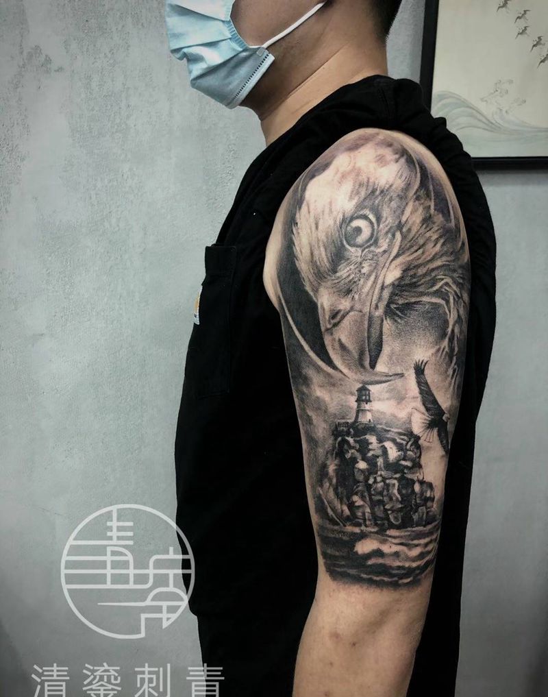 鹰纹身图片_手臂欧美写实纹身图案
