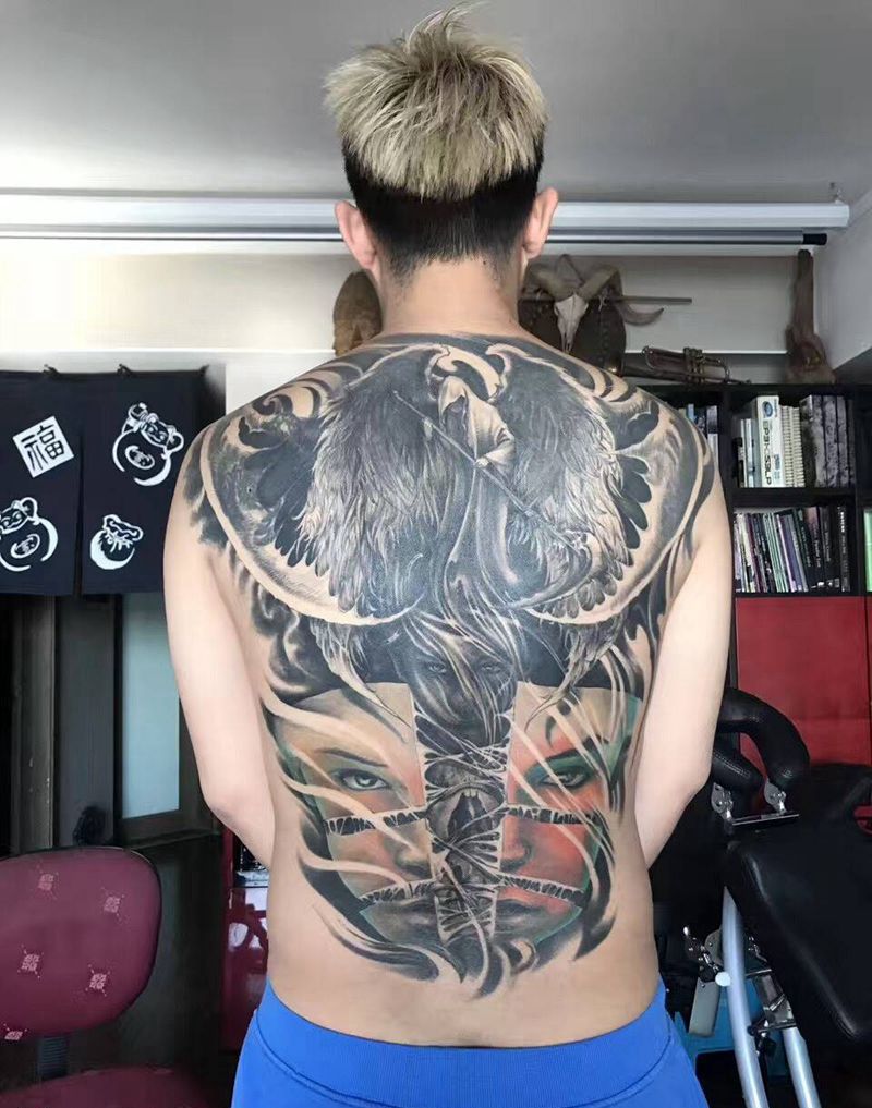 遮盖未完成纹身图片_