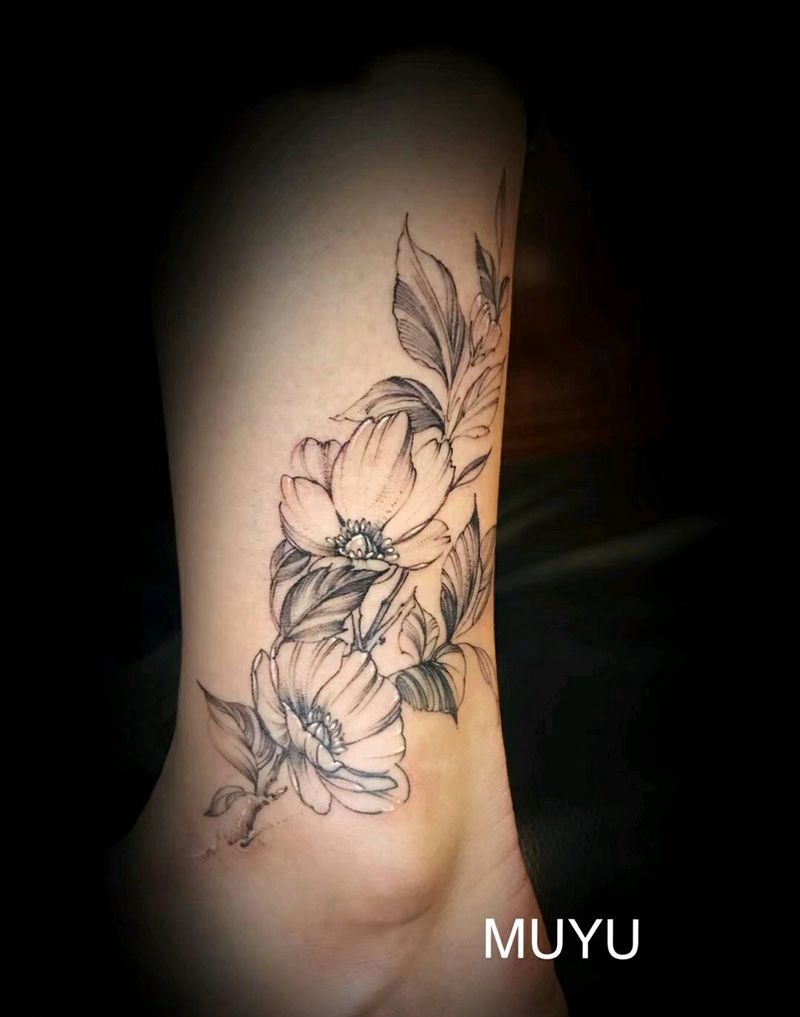 小素花纹身图片_腿部欧美清新植物原创成品纹身图案