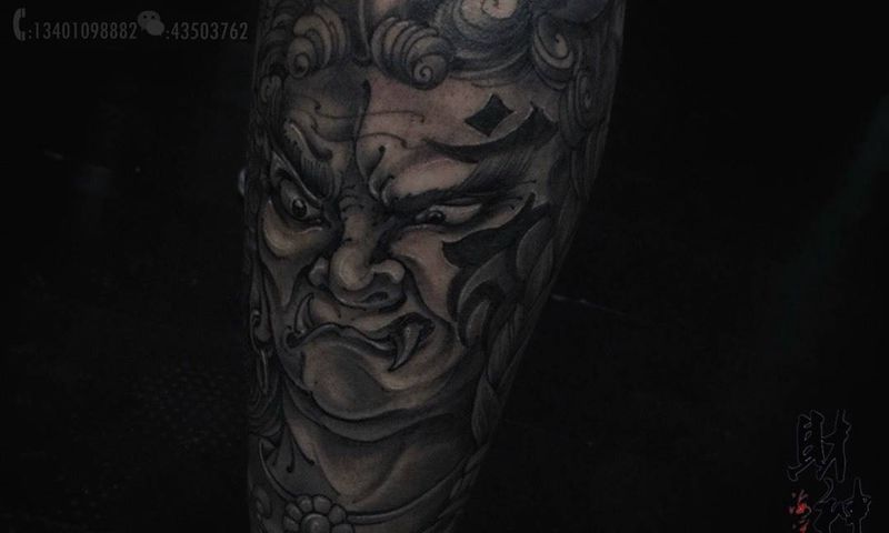 不动尊半成品纹身图片_腿部传统纹身图案