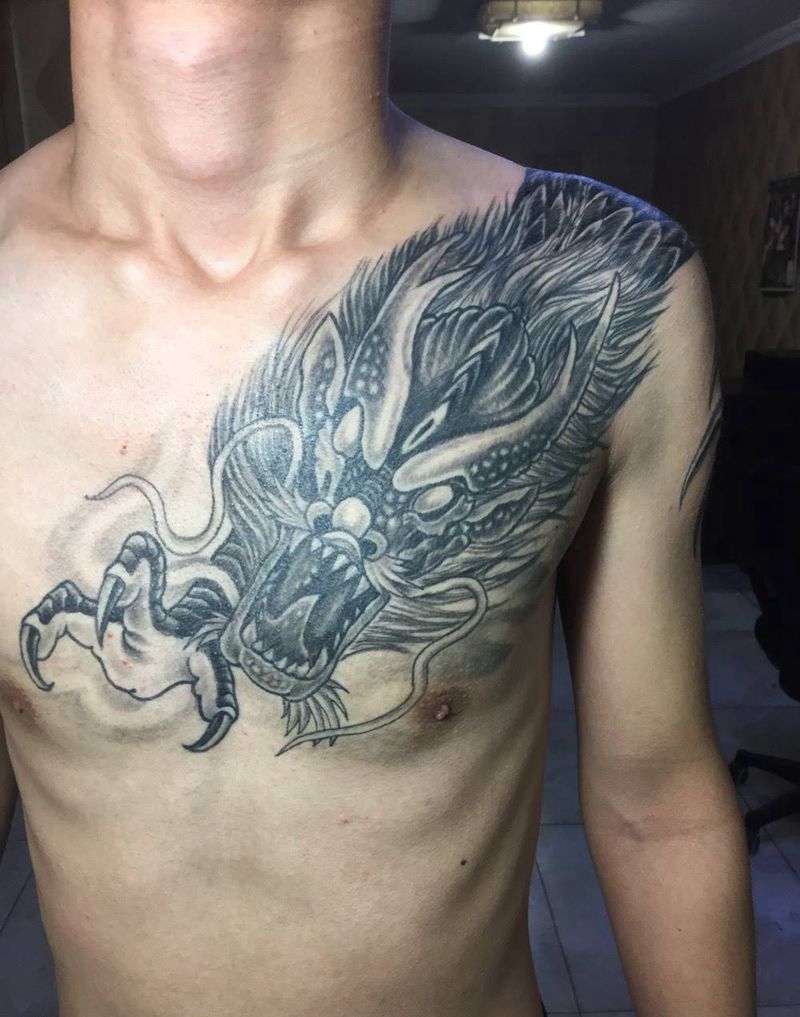 过肩满背大龙上色完活纹身图片_成品胸部肩部背部传统原创动物纹身图案