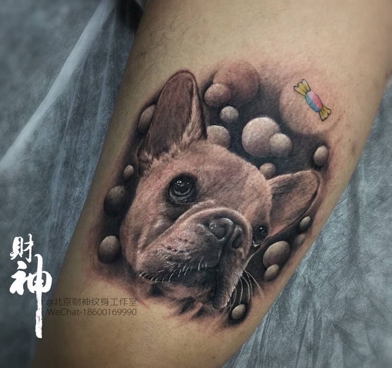 爱宠纹身图片_腿部欧美写实纹身图案