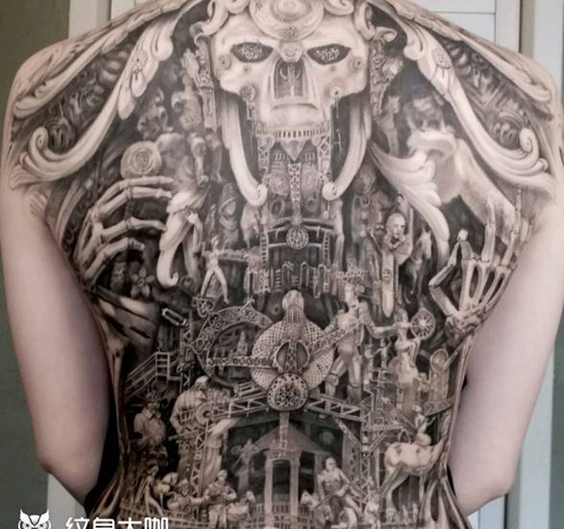 欧美写实纹身图片_背部欧美写实纹身图案