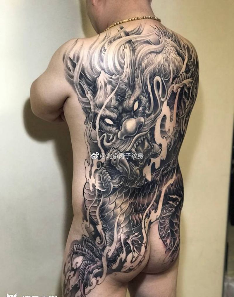 原创作品满背龙纹身图片_