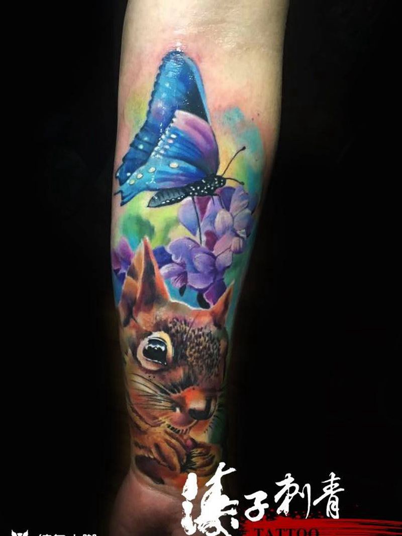 松鼠纹身图片_手臂纹身图案