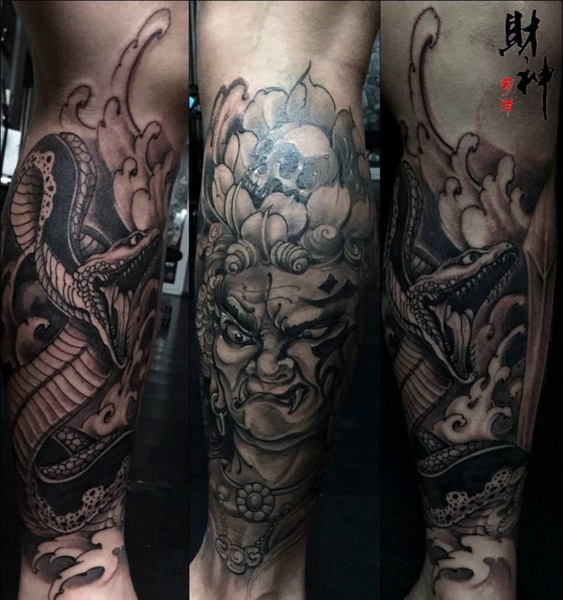 不动尊纹身图片_成品传统人物腿部纹身图案