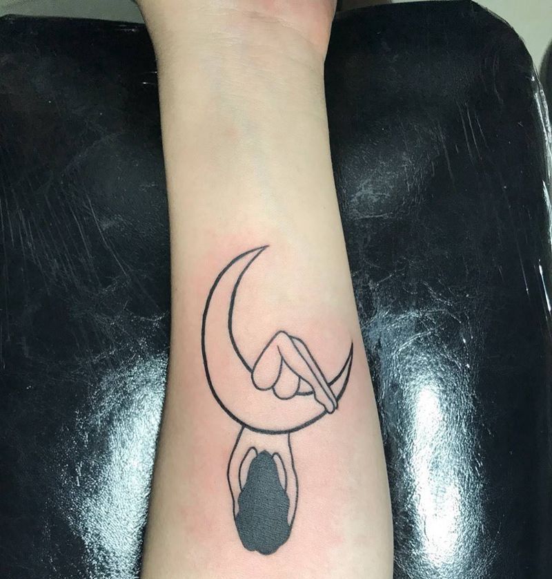 月亮挂娘们儿纹身图片_