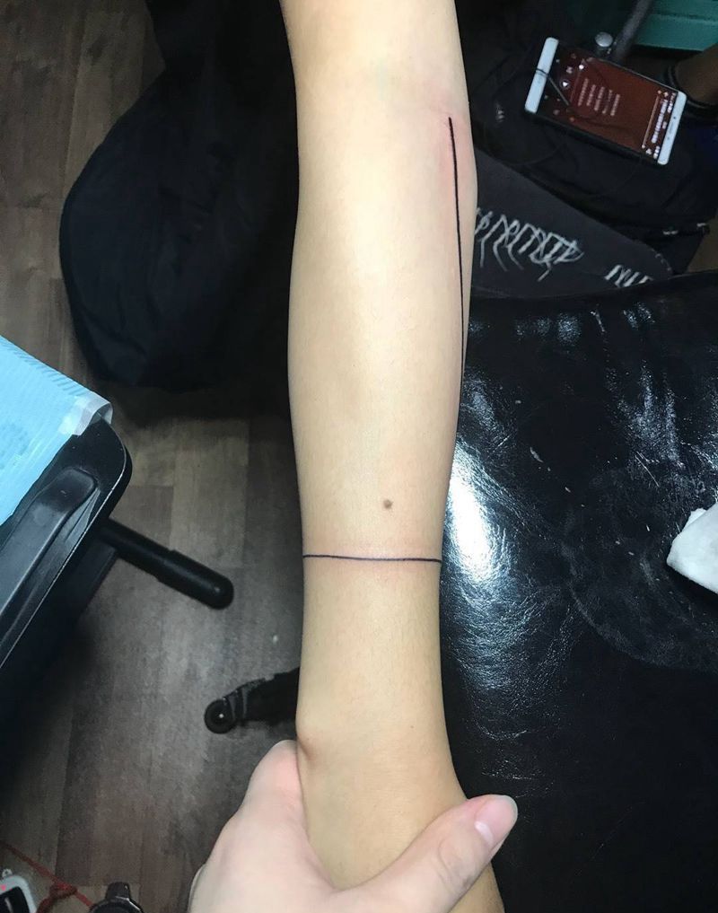 简约线条纹身图片_