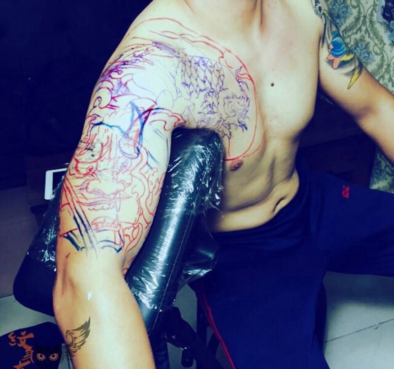 半胛未完成纹身图片_