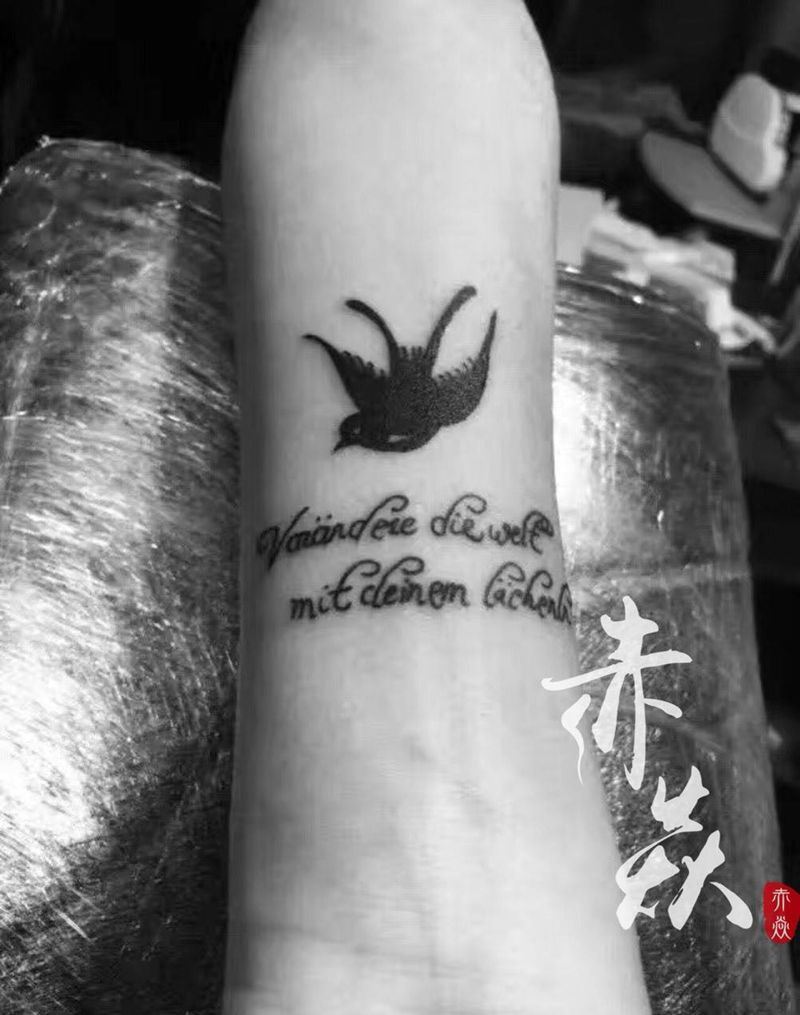 小燕子纹身图片_