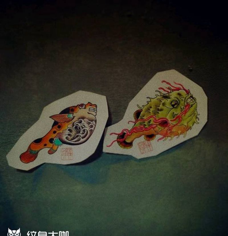 两只河豚纹身图片_肩部胸部腰部手臂腿部传统动物原创手稿纹身图案