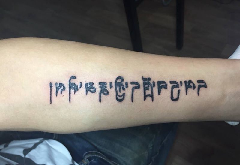 梵文未恢复好纹身图片_