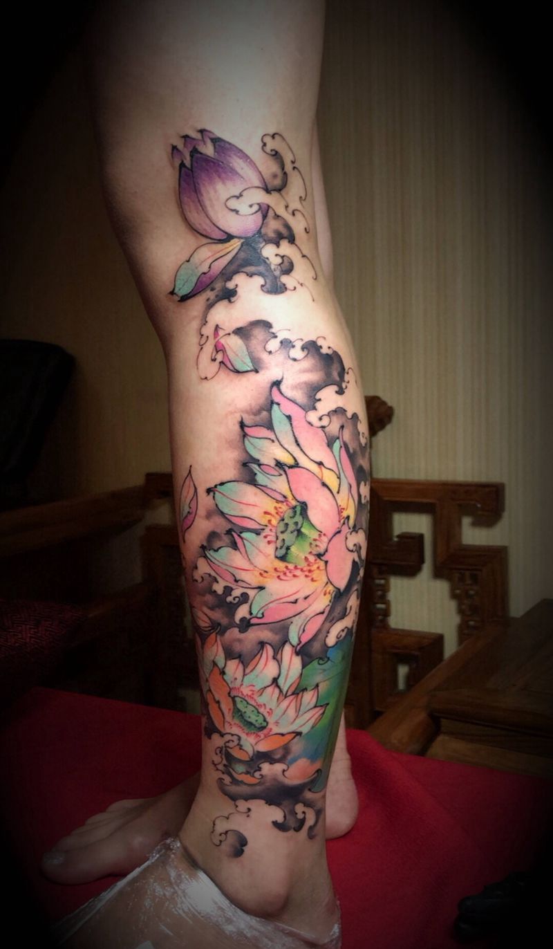 清秀莲花纹身图片_