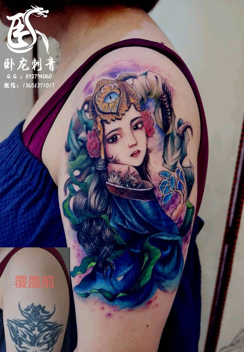 美女覆盖图腾纹身图片_大臂覆盖纹身纹身图案