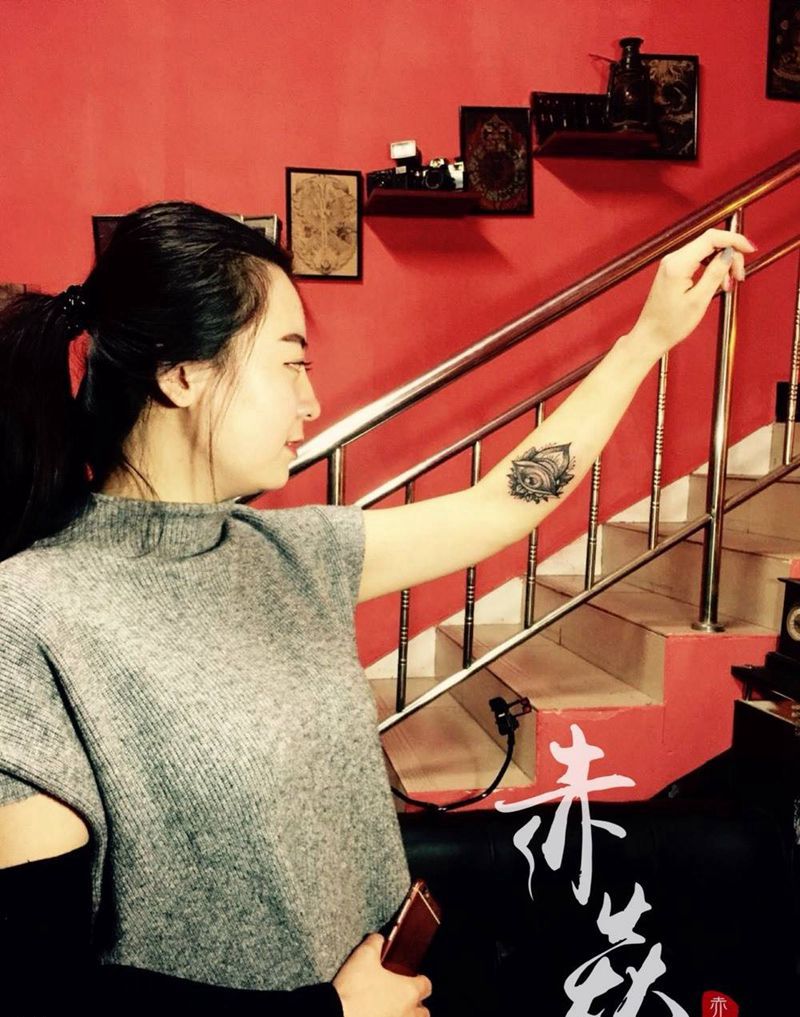 上帝之眼纹身图片_