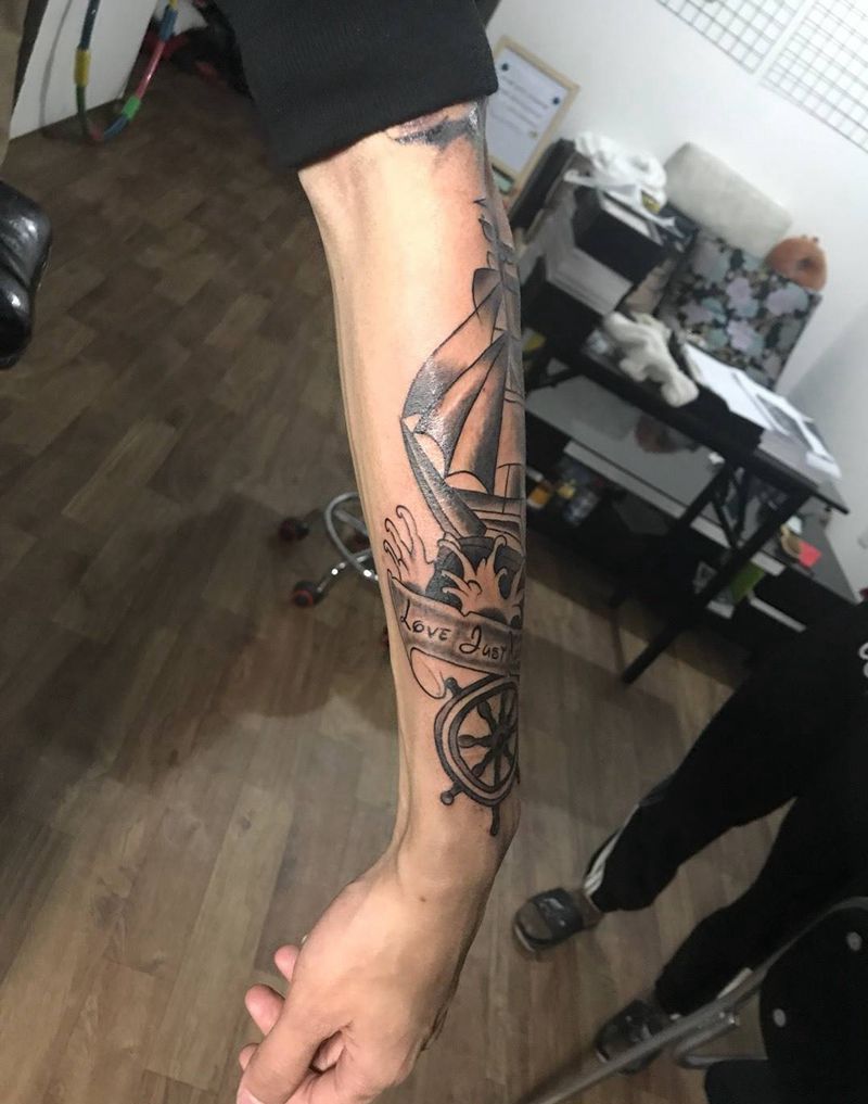 小臂船纹身图片_