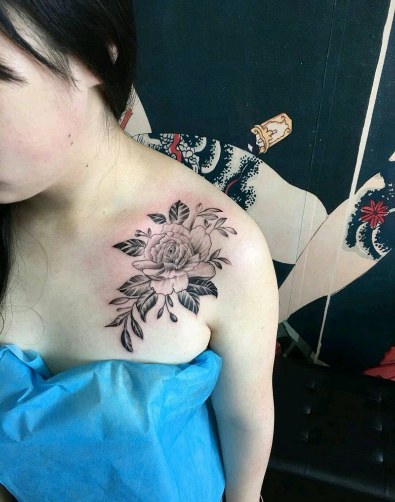 牡丹纹身图片_肩部胸部欧美清新植物原创成品手稿纹身图案