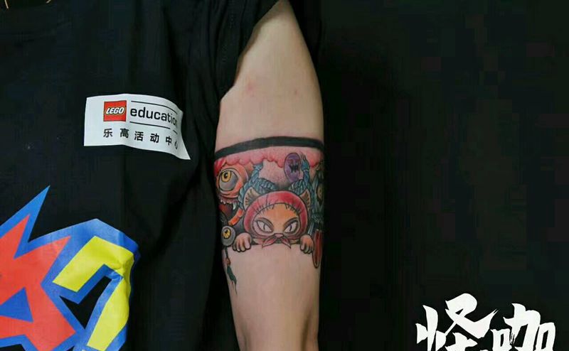 动漫作品纹身图片_手臂人物原创成品纹身图案