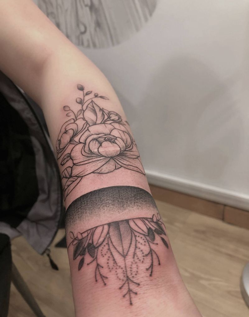 素花纹身图片_手臂点刺纹身图案