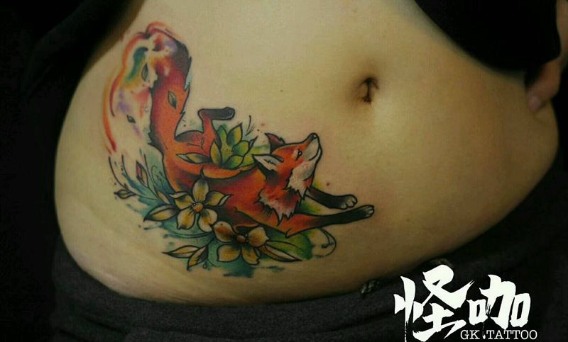 狐狸纹身图片_腹部动物植物原创成品纹身图案