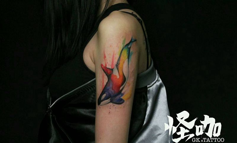 鲸鱼纹身图片_手臂传统动物原创成品纹身图案