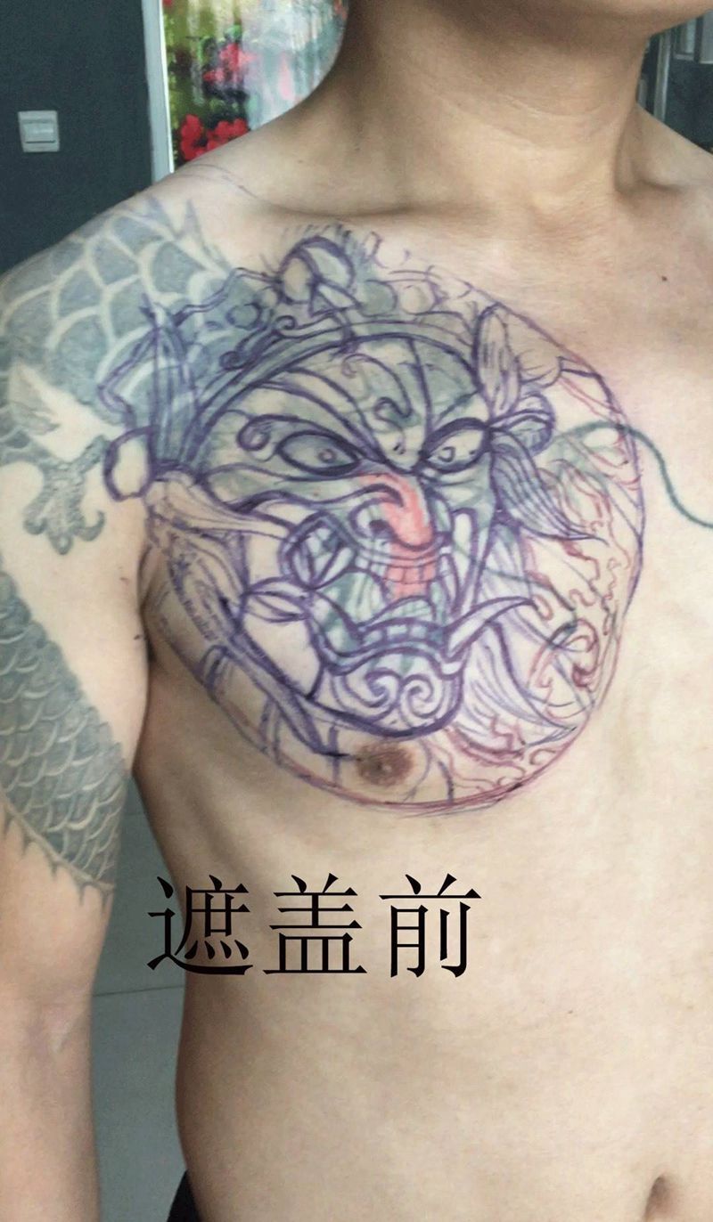 修改作品完成纹身图片_肩部胸部传统鬼神动物纹身图案