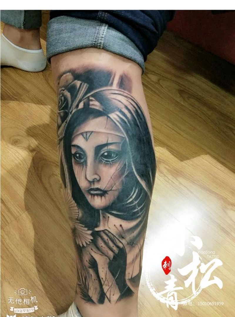 欧美包小腿纹身图片_腿部欧美写实纹身图案