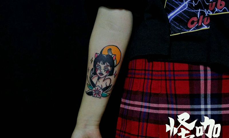 old school纹身图片_手臂欧美人物原创成品纹身图案