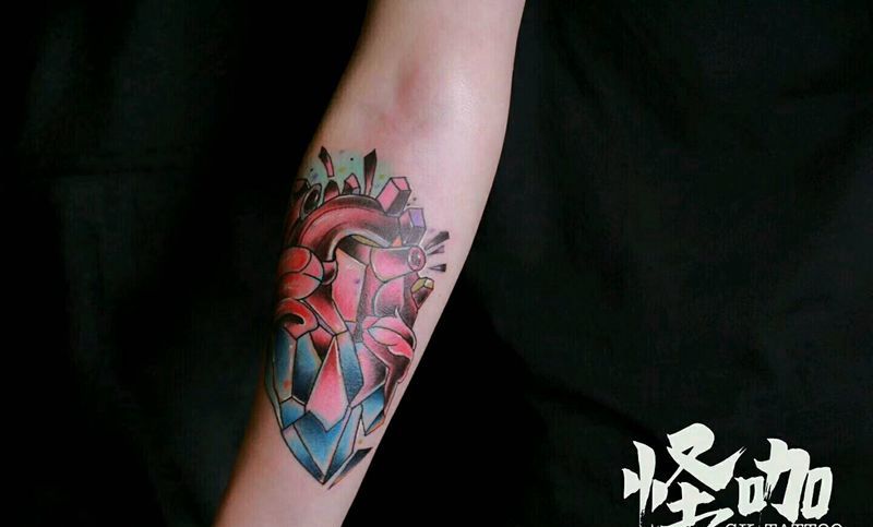 心脏纹身图片_手臂静物原创成品纹身图案