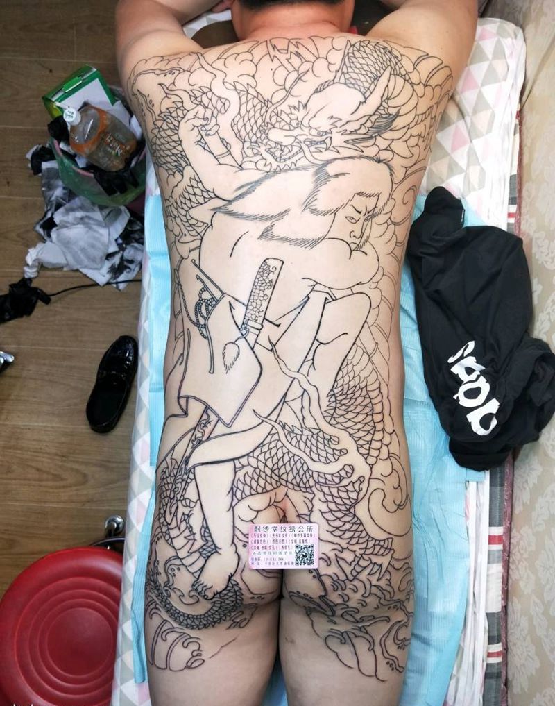 九纹龙纹身图片_