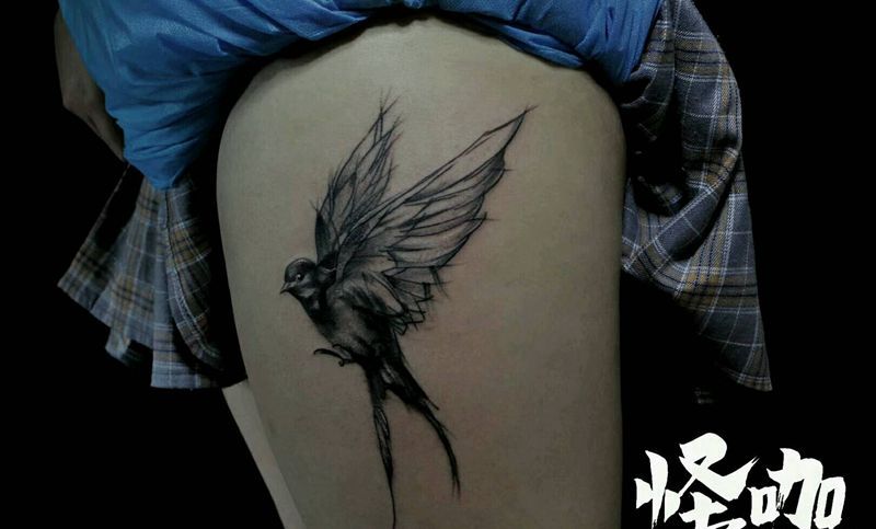 燕子纹身图片_腿部动物原创成品纹身图案