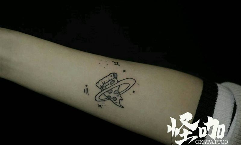 披萨纹身图片_手臂几何静物原创成品纹身图案