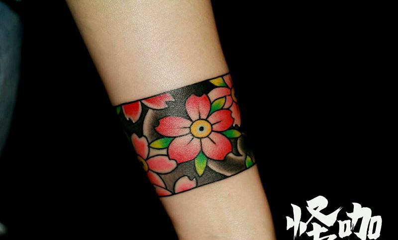 图腾纹身图片_手臂传统植物原创成品纹身图案