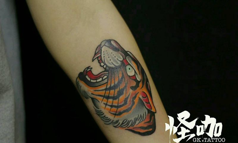 老虎纹身图片_手臂传统动物图腾原创成品纹身图案