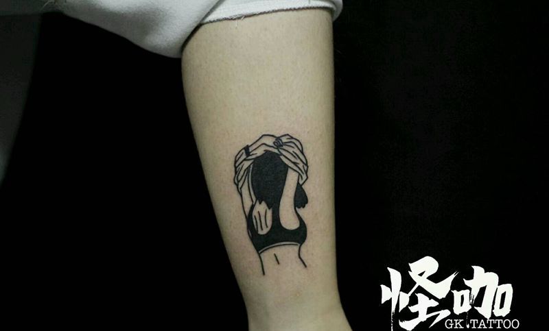 小清新纹身图片_腿部清新人物原创成品纹身图案