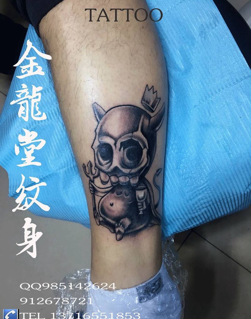 小魔怪纹身图片_成品清新腿部鬼神纹身图案