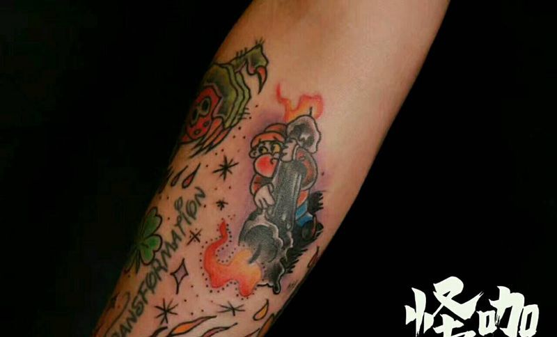 old school纹身图片_手臂欧美人物原创成品纹身图案