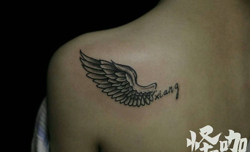 翅膀纹身图片_背部欧美清新静物原创成品纹身图案