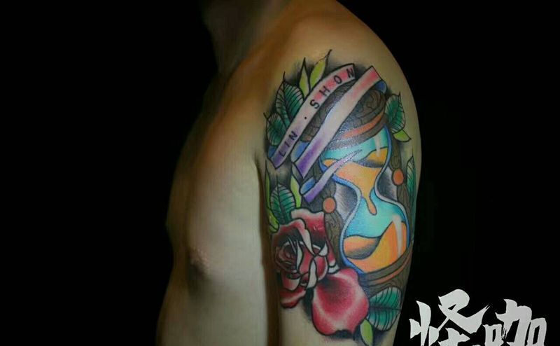 沙漏纹身图片_手臂欧美静物原创成品纹身图案