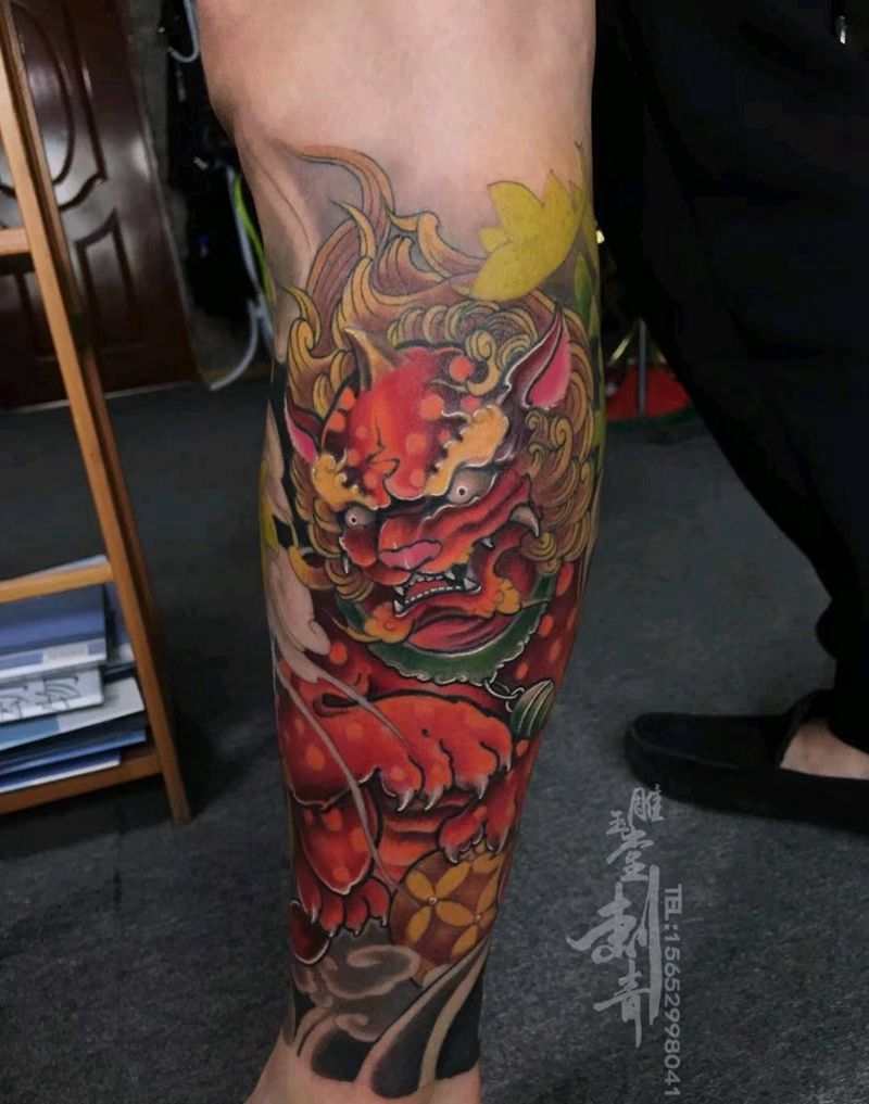 唐狮纹身图片_腿部纹身图案