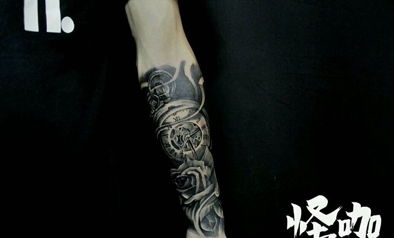 写实纹身图片_手臂写实原创成品纹身图案