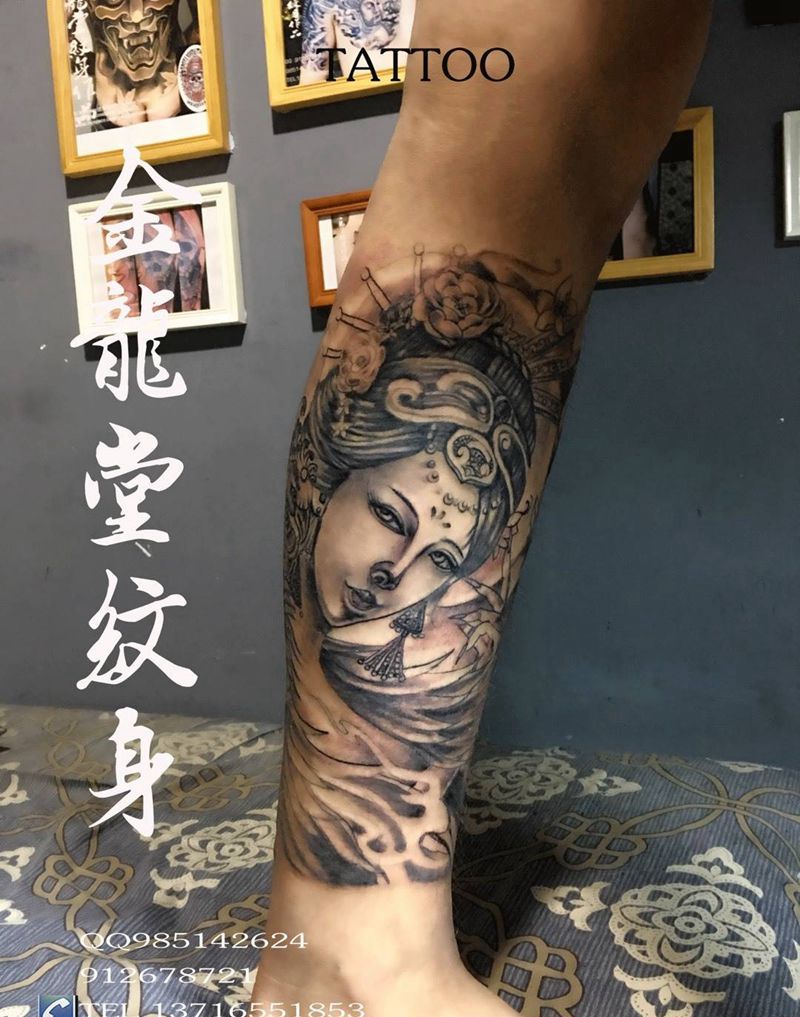 艺妓纹身图片_成品腿部人物纹身图案