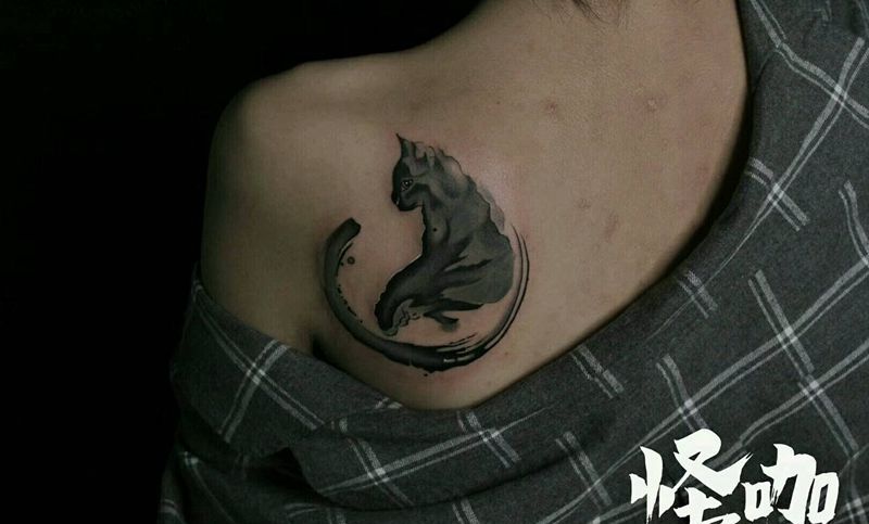 猫纹身图片_肩部欧美动物原创成品纹身图案