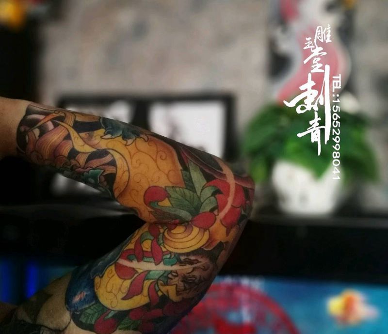 花臂纹身图片_手臂纹身图案