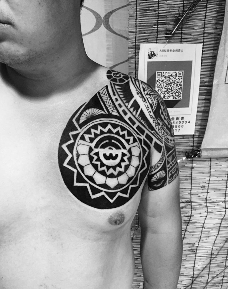 半甲图腾纹身图片_