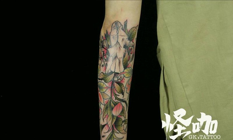 花纹身图片_手臂纹身图案