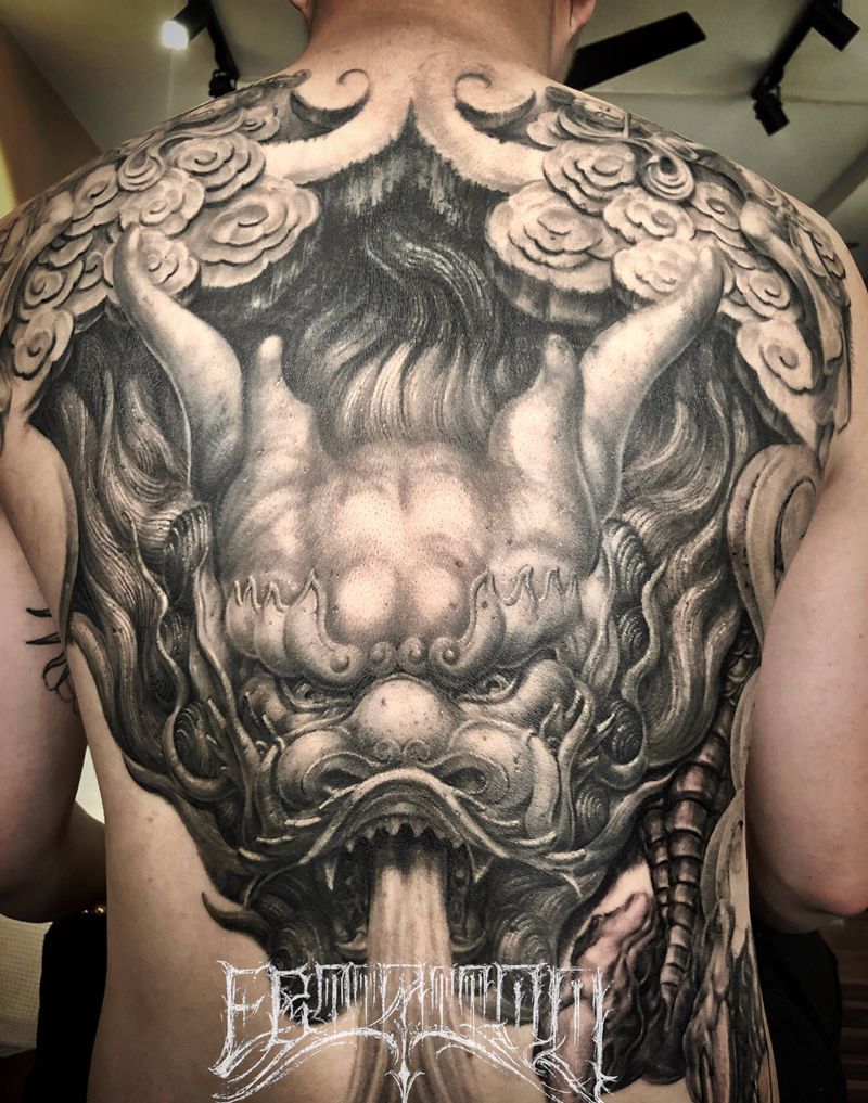 石破天惊纹身图片_背部新传统欧美写实龙头石雕遮盖纹身图案