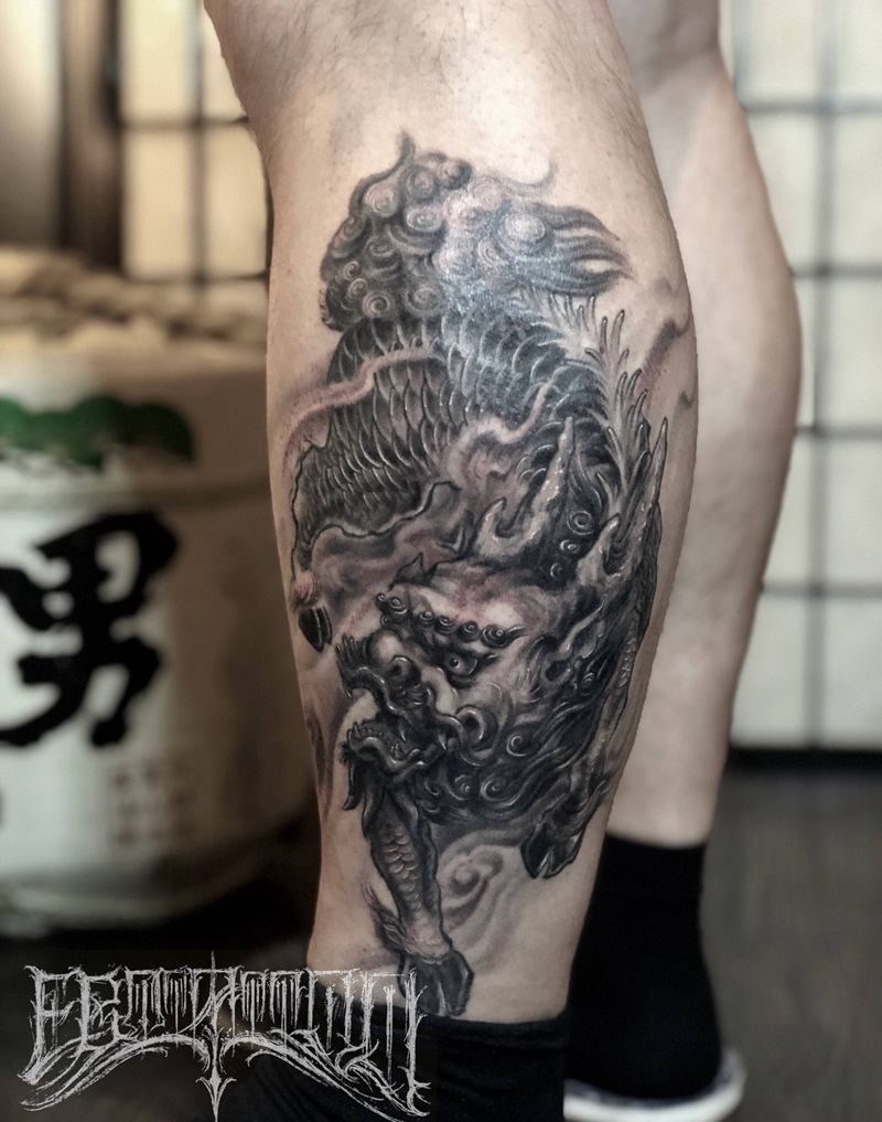 麒麟纹身图片_腿部新传统水墨麒麟纹身图案